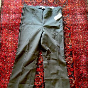 New Unworn Black Cropped Flare